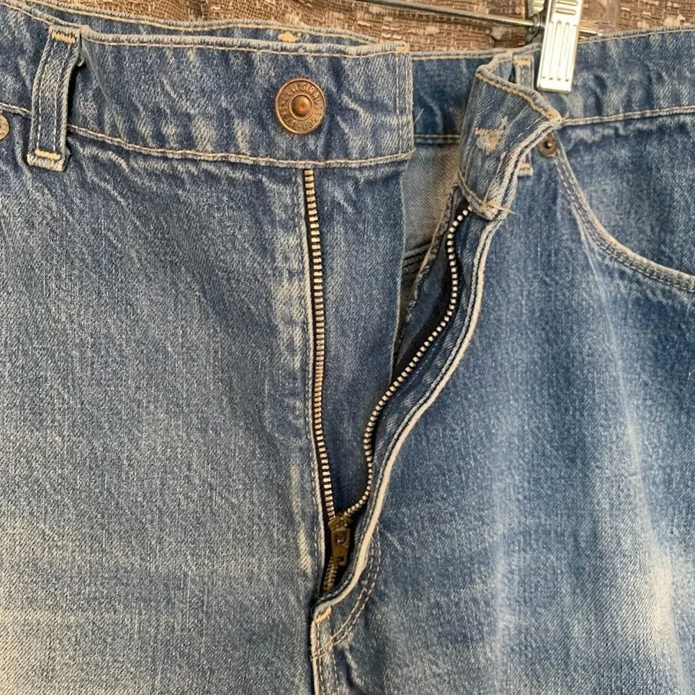 Vintage Levi's Blue Tab Movin' On Distressed Denim Jeans‎ Embroidered Men's 38